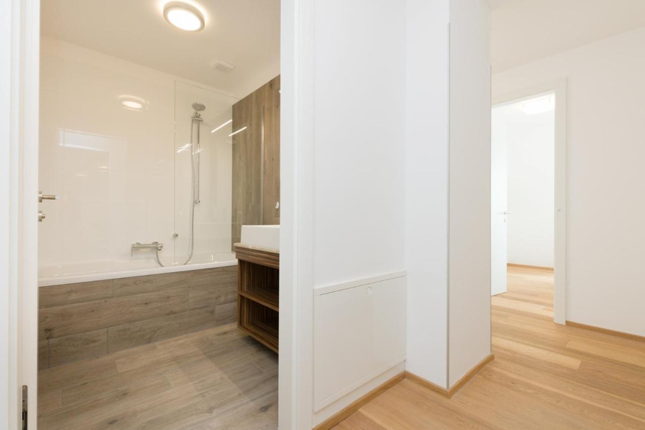 Central Riverside Residences ウィーン エクステリア 写真