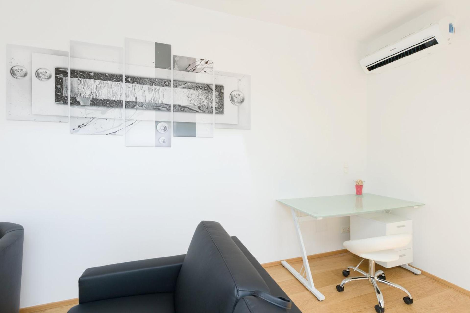 Central Riverside Residences ウィーン 部屋 写真